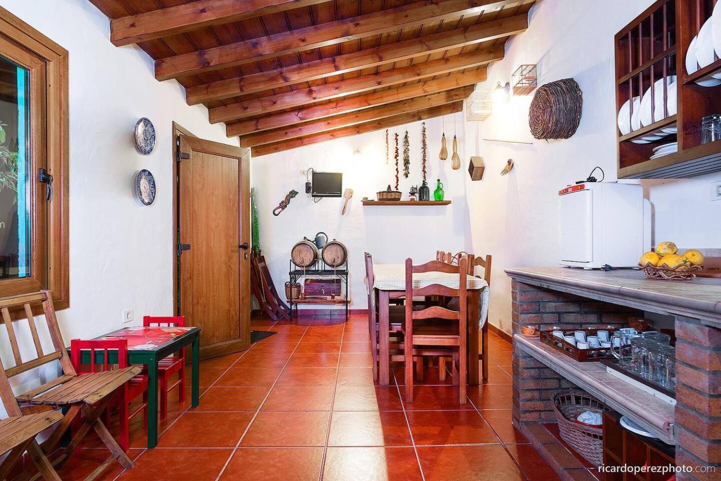 Las Casas Del Abuelito Julian & La Abuela Leonor Isora Ngoại thất bức ảnh