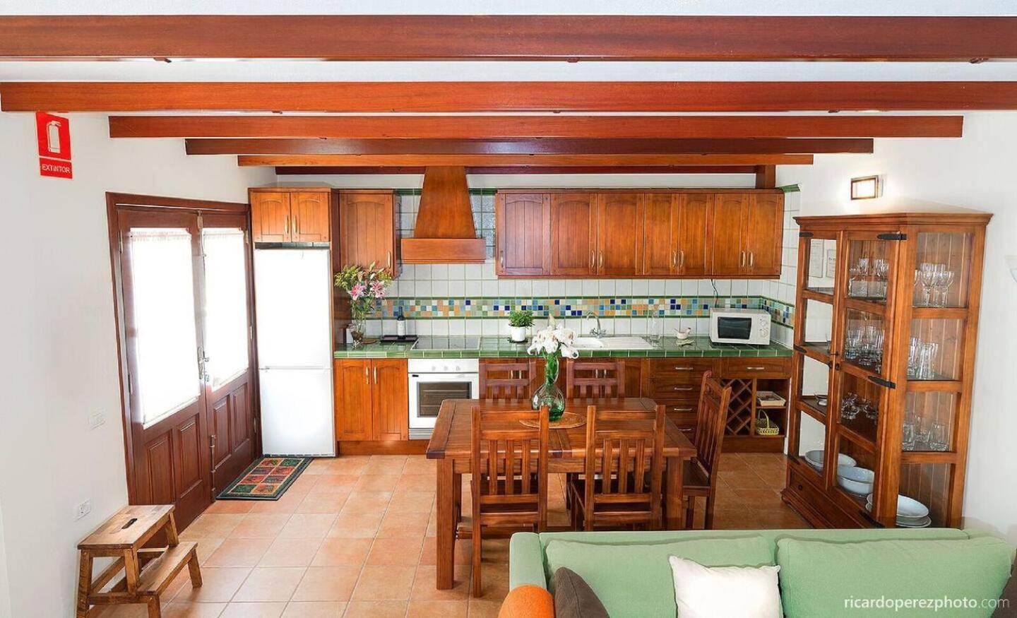 Las Casas Del Abuelito Julian & La Abuela Leonor Isora Ngoại thất bức ảnh