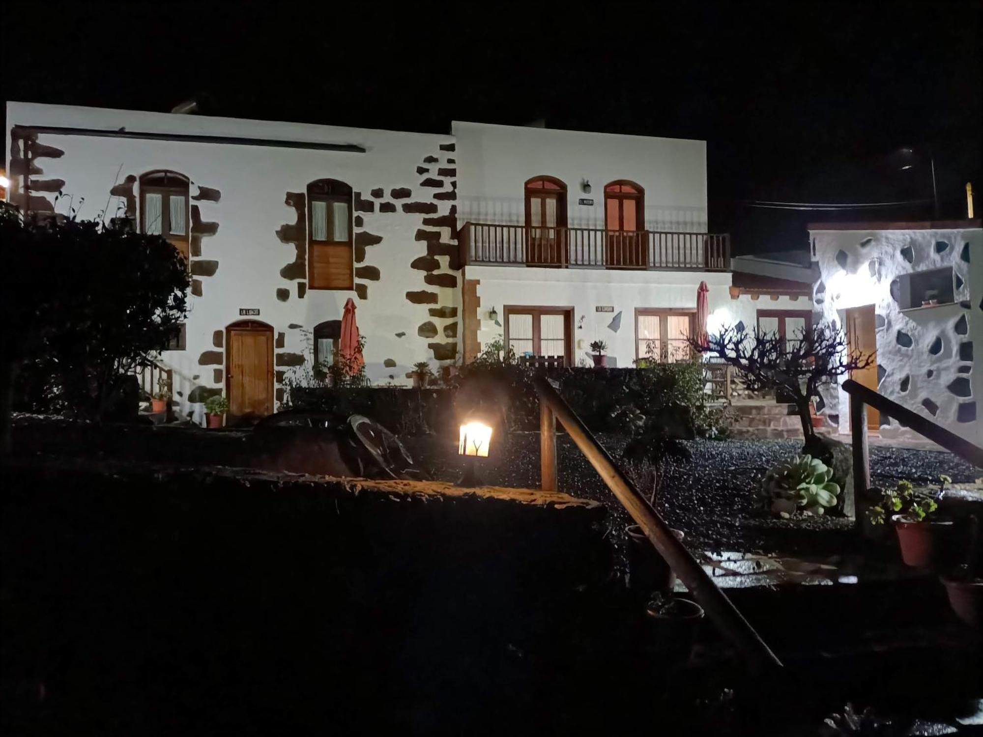Las Casas Del Abuelito Julian & La Abuela Leonor Isora Ngoại thất bức ảnh