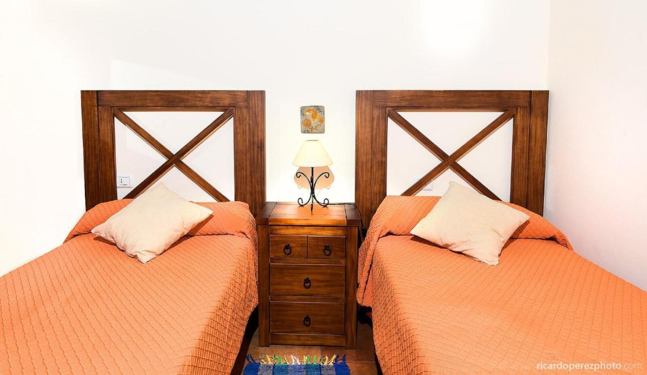 Las Casas Del Abuelito Julian & La Abuela Leonor Isora Ngoại thất bức ảnh