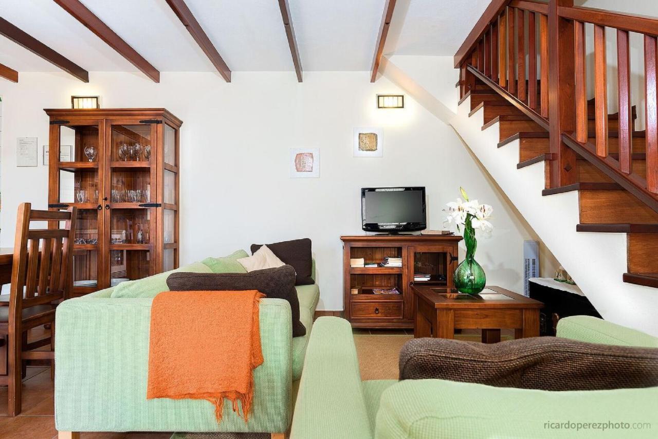 Las Casas Del Abuelito Julian & La Abuela Leonor Isora Ngoại thất bức ảnh